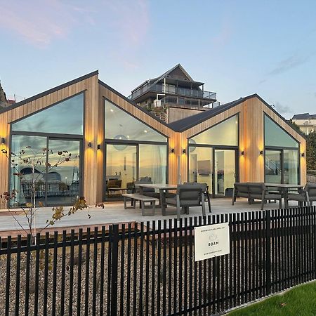 Brand New Lake Front Homes Spa Pool 타우포 호 외부 사진